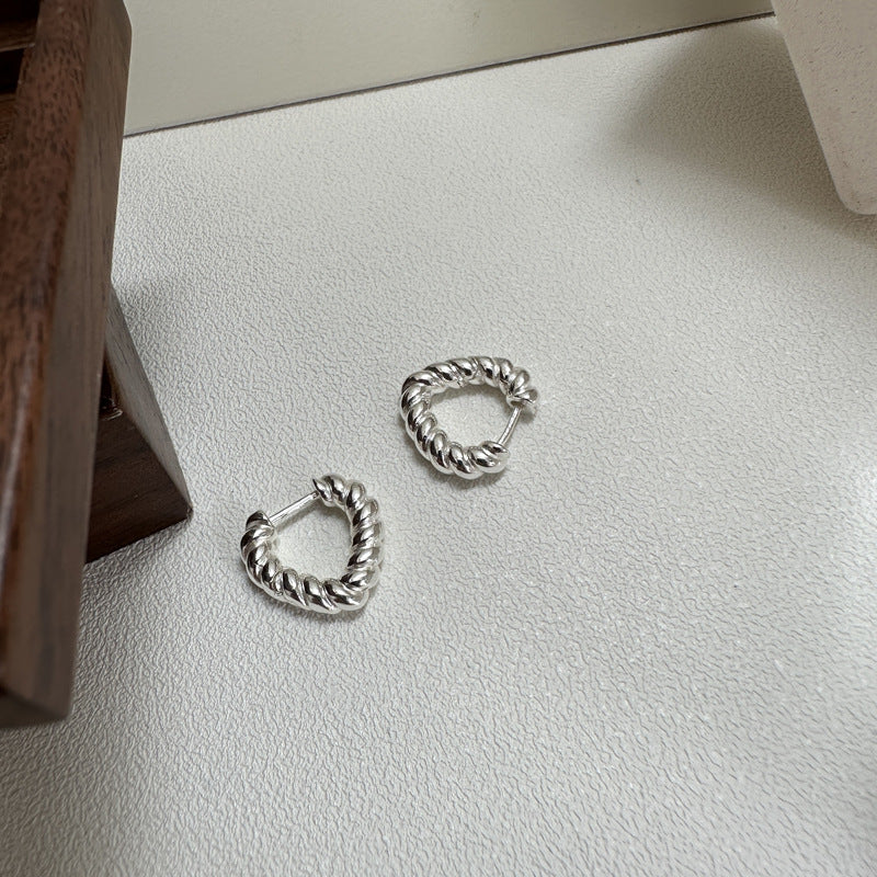 925 Sterling Silver Small Heart Earrings