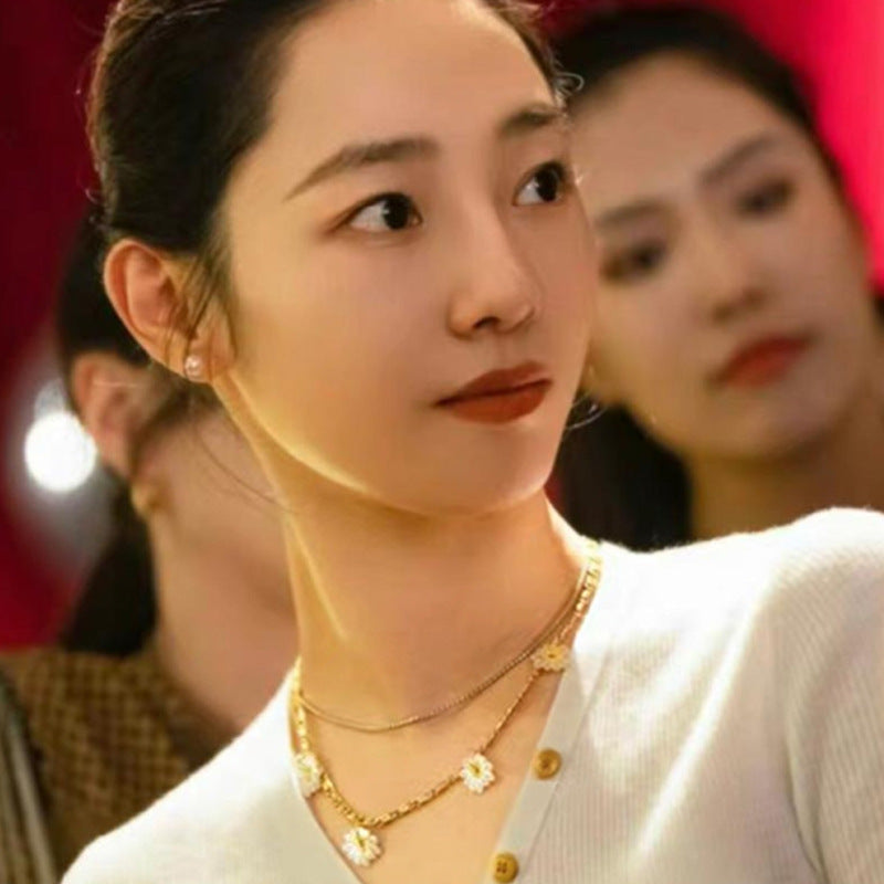 Brass Daisy Necklace