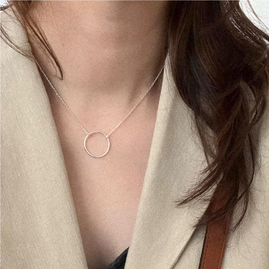 925 Sterling Silver Circle Pendant Necklace