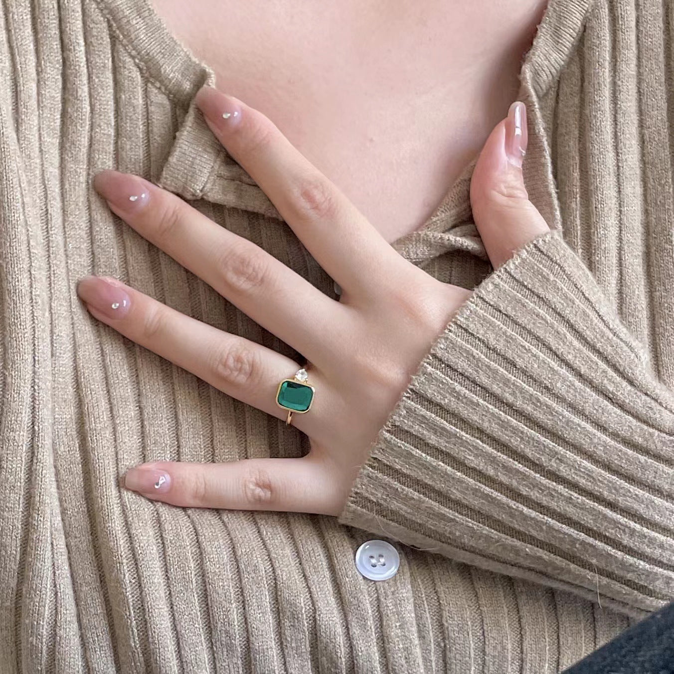 925 Sterling Silver Zircons Ring