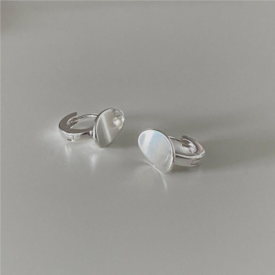 925 Sterling Silver Oval Plate Earrings