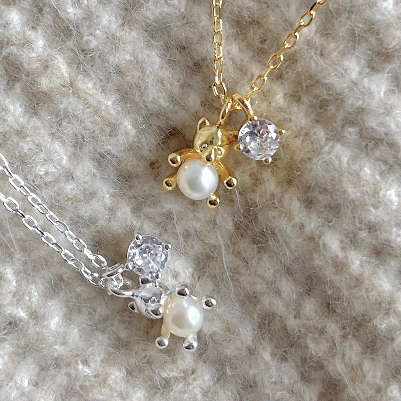 925 Sterling Silver Freshwater Pearl and CZ Pendant Necklace