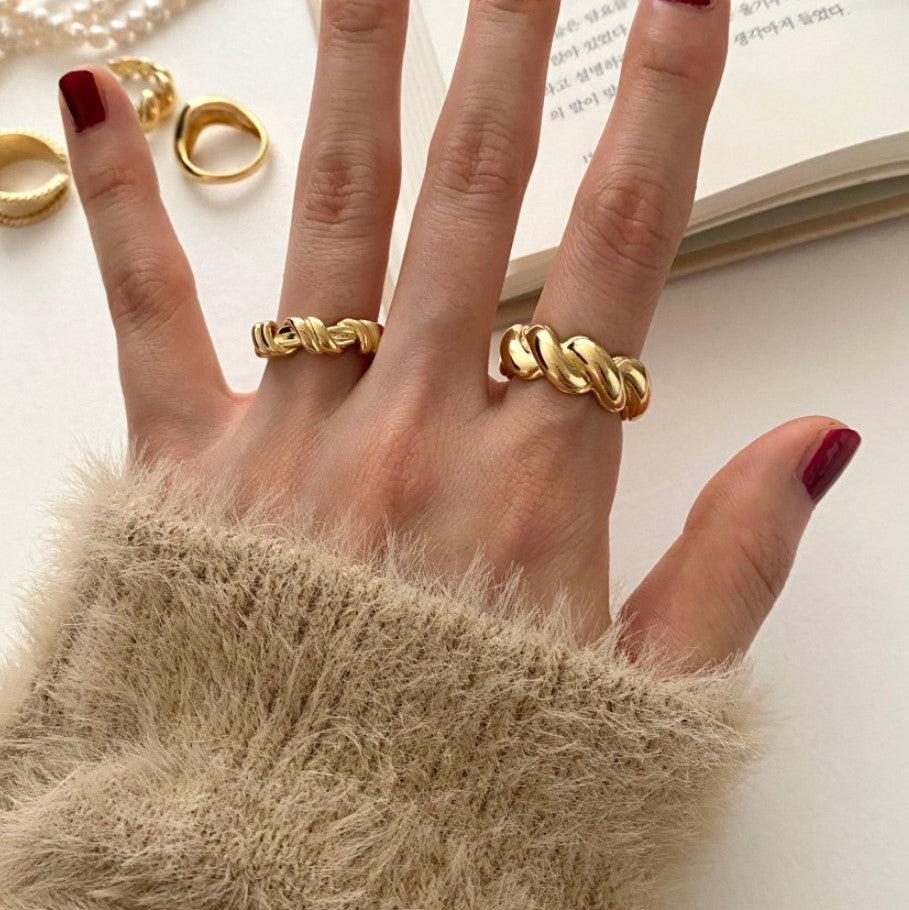 925 Sterling Silver Twisted Ring