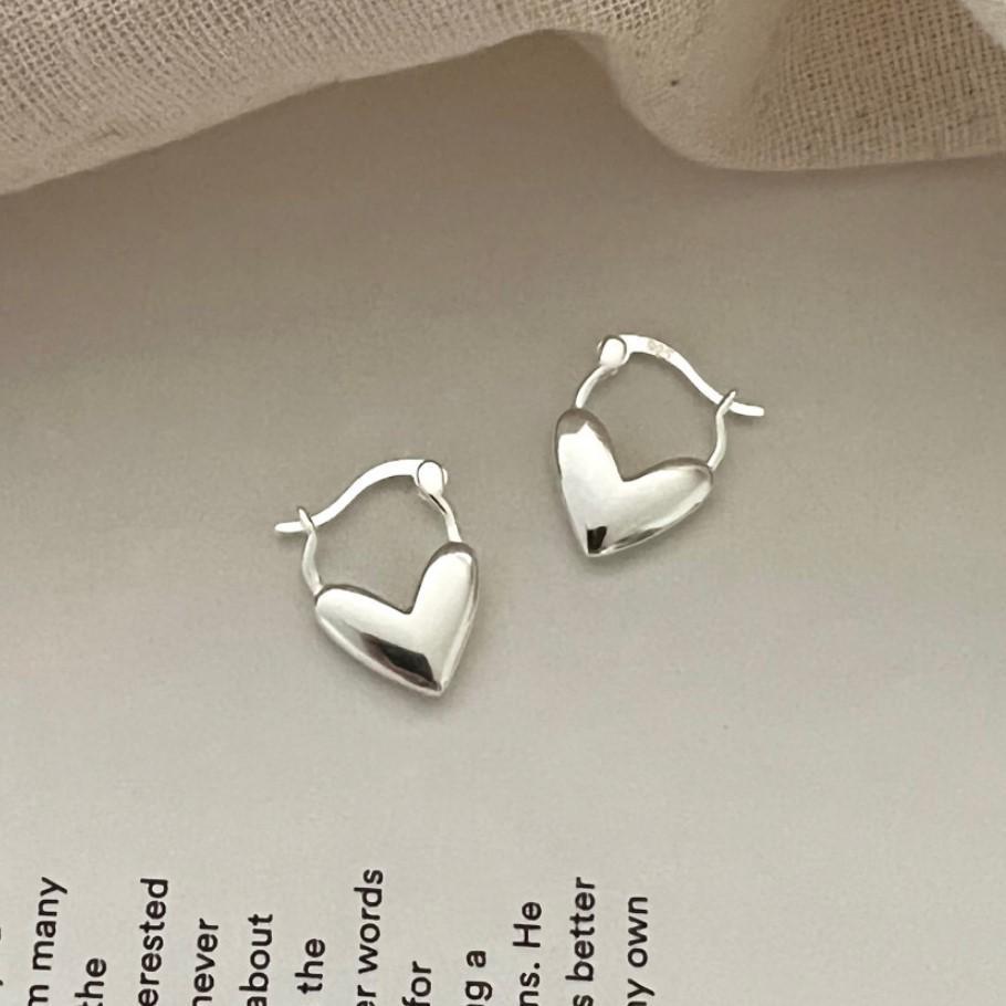 925 Sterling Silver Heart Shape Earrings