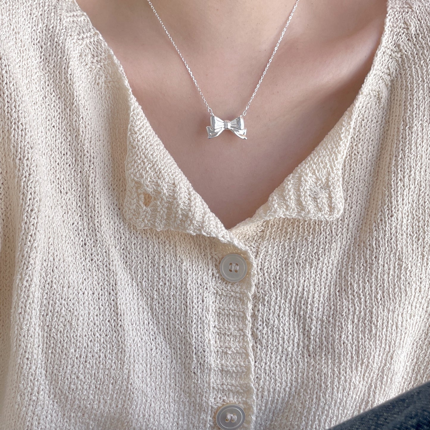 925 Sterling Silver Bow Pendant Necklace