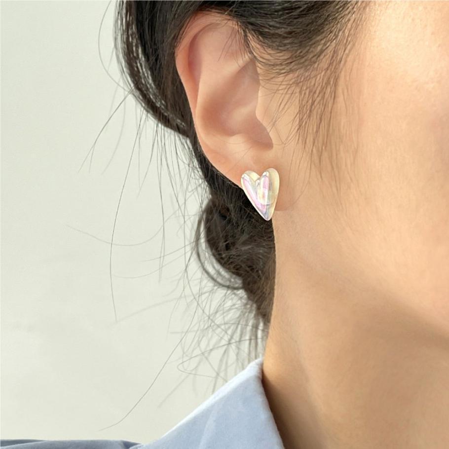 925 Sterling Silver Heart Earring Studs