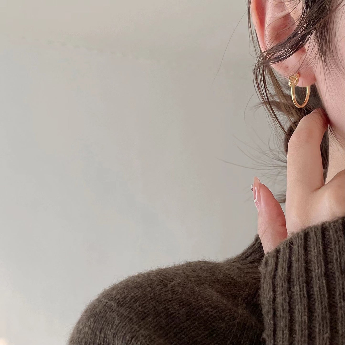 925 Sterling Silver Knotted Hoop Earrings