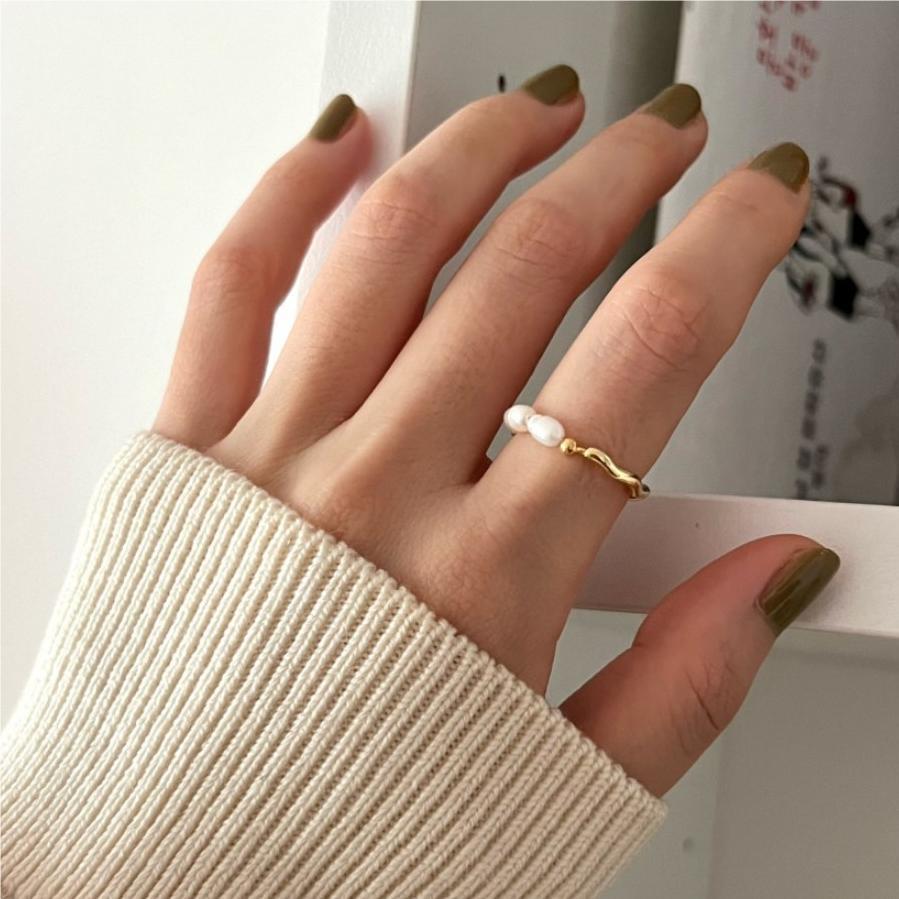 925 sterling sliver and fresh water pearl ring