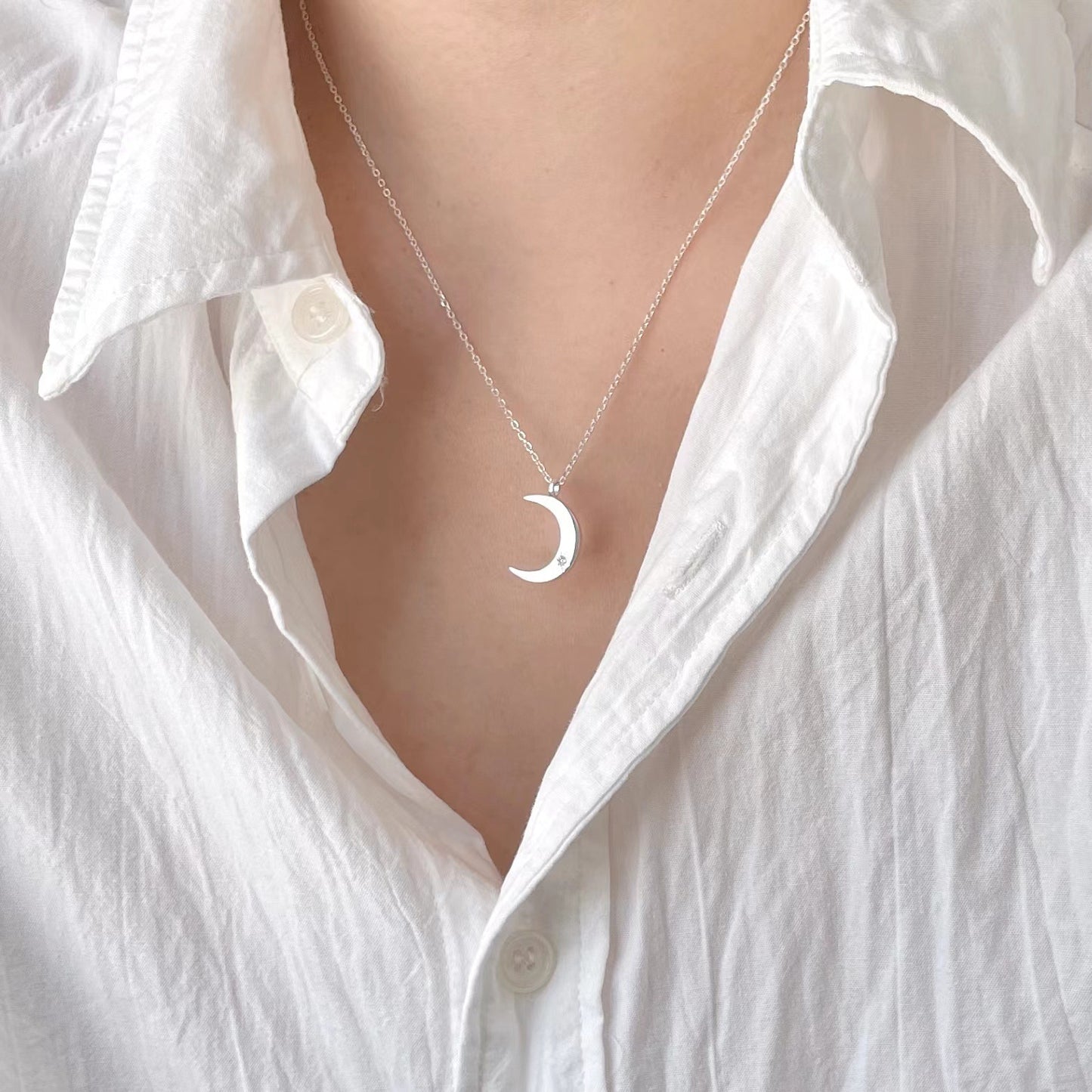 925 Sterling Silver Moon Pendant Necklace