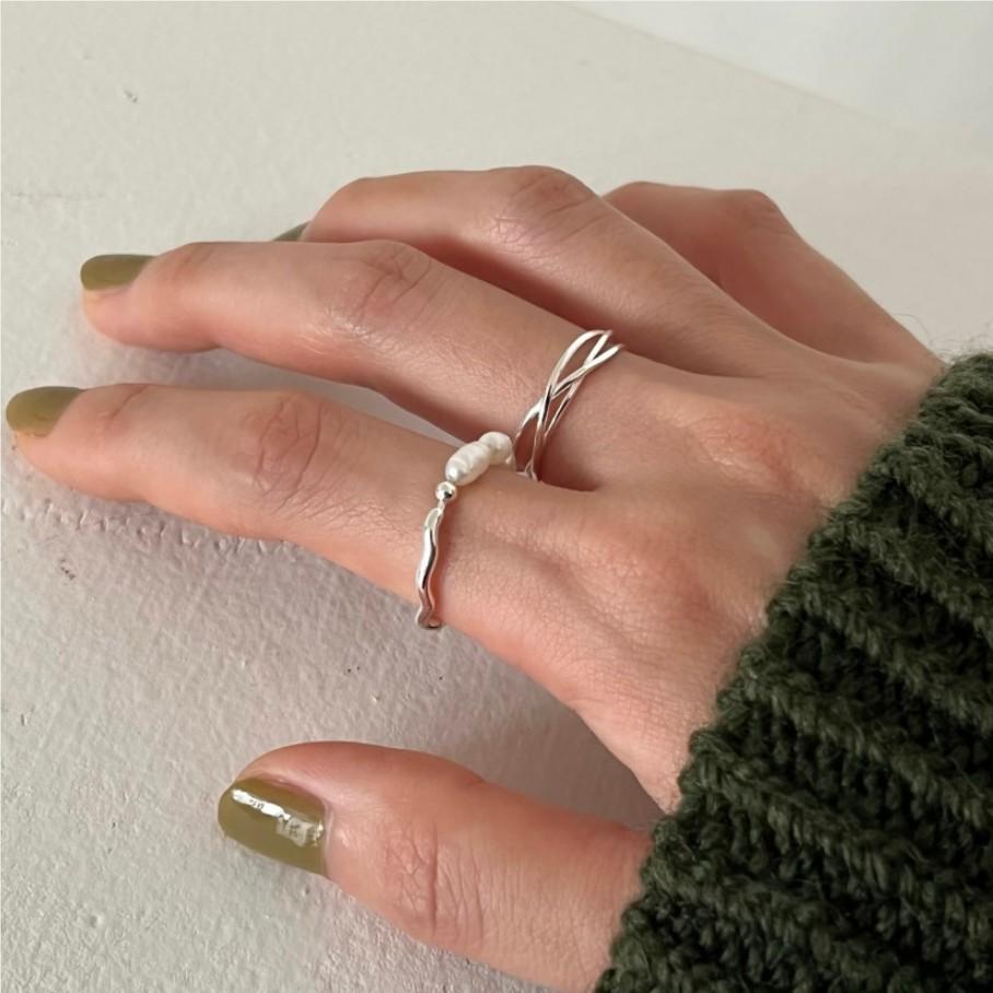 925 sterling sliver and fresh water pearl ring