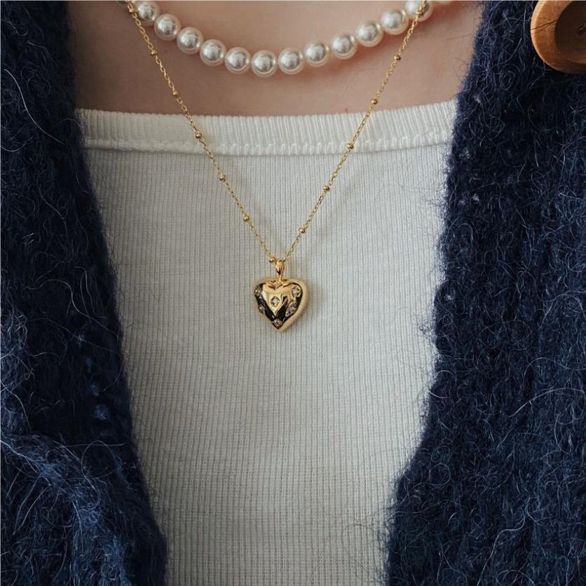 925 Sterling Silver CZ Heart Pendant Necklace