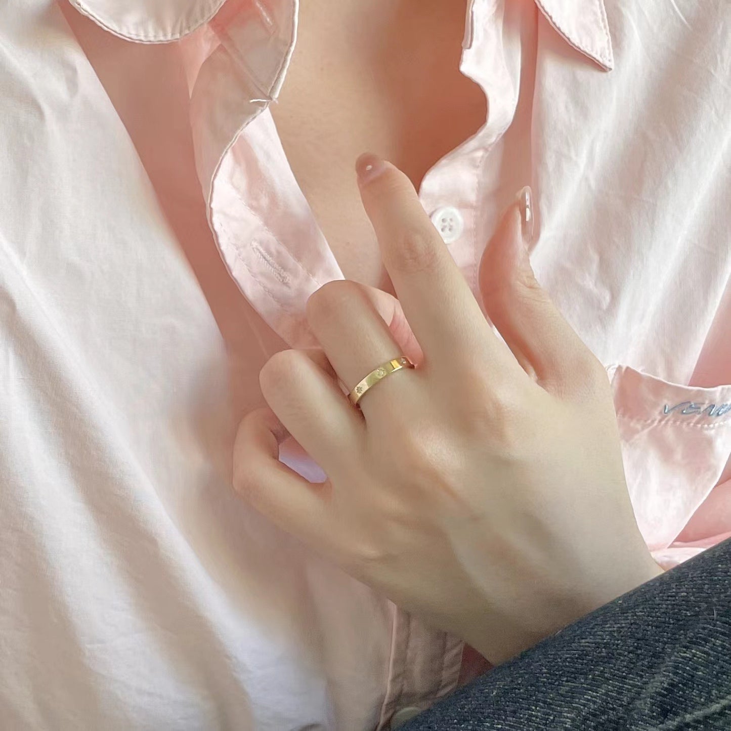 925 Sterling Silver Zircons Ring