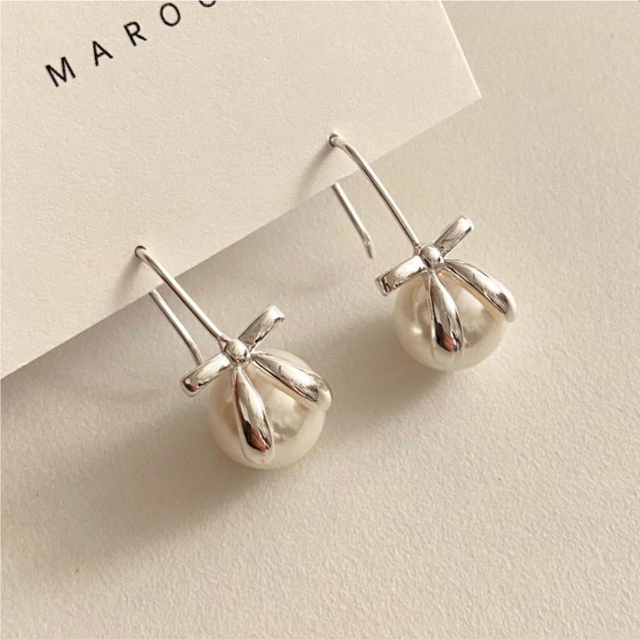 925 Sterling Sliver Earring With Shell Pearls