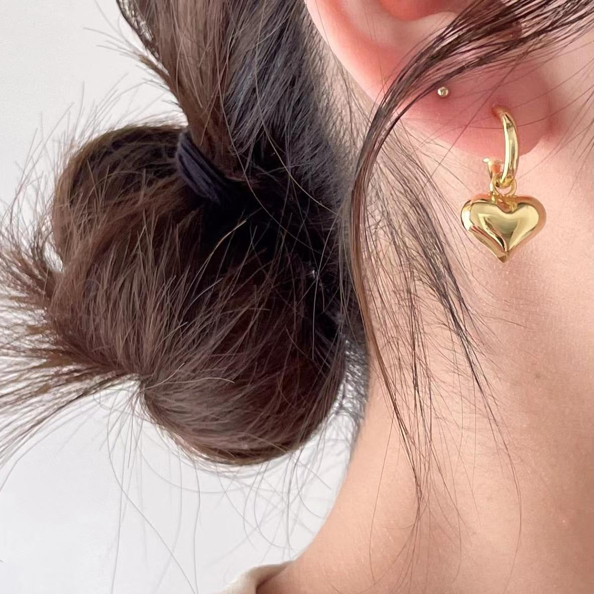 925 Sterling Silver Heart Shape Earrings