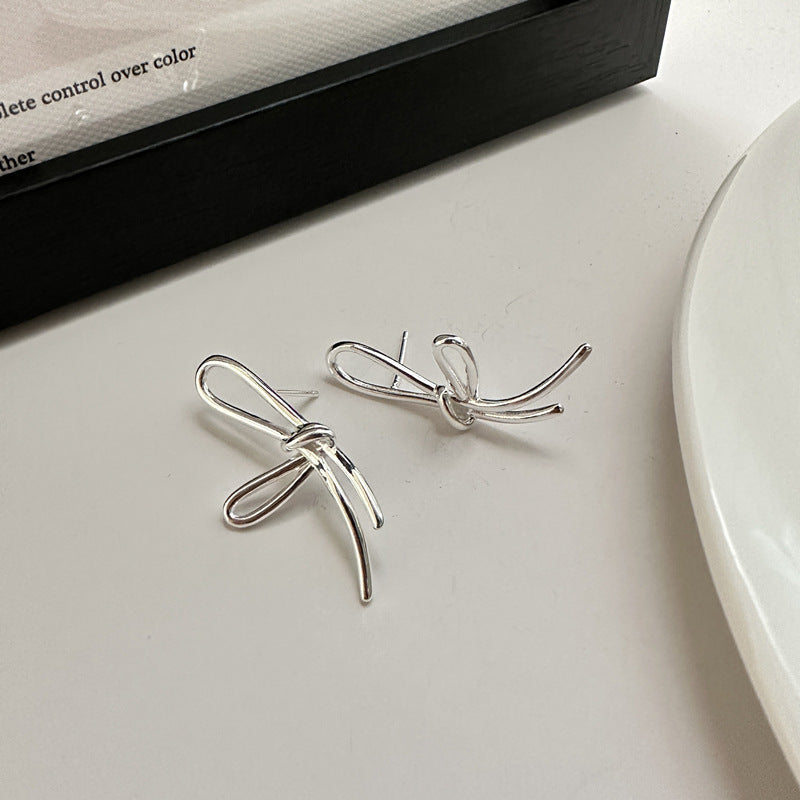 925 Sterling Silver Knot Earrings