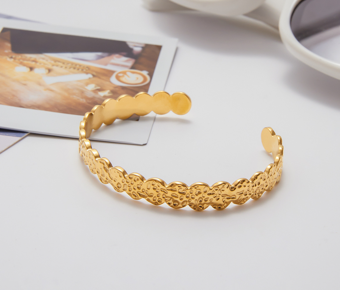 Stainless steel bracelet