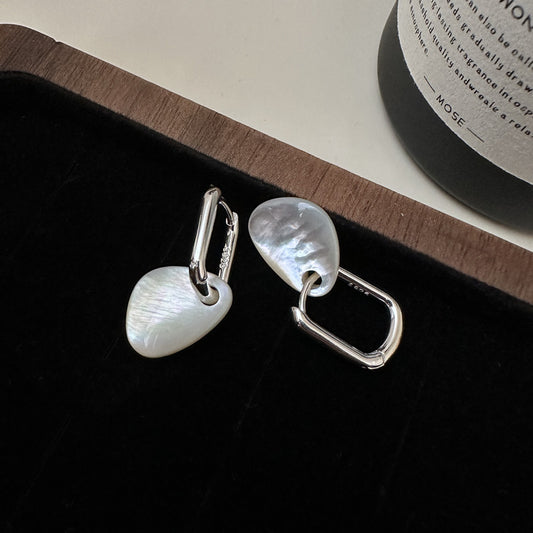 925 sterling silver simple shaped white shell earring