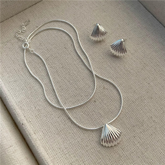 925 sterling silver simple shell shape earring