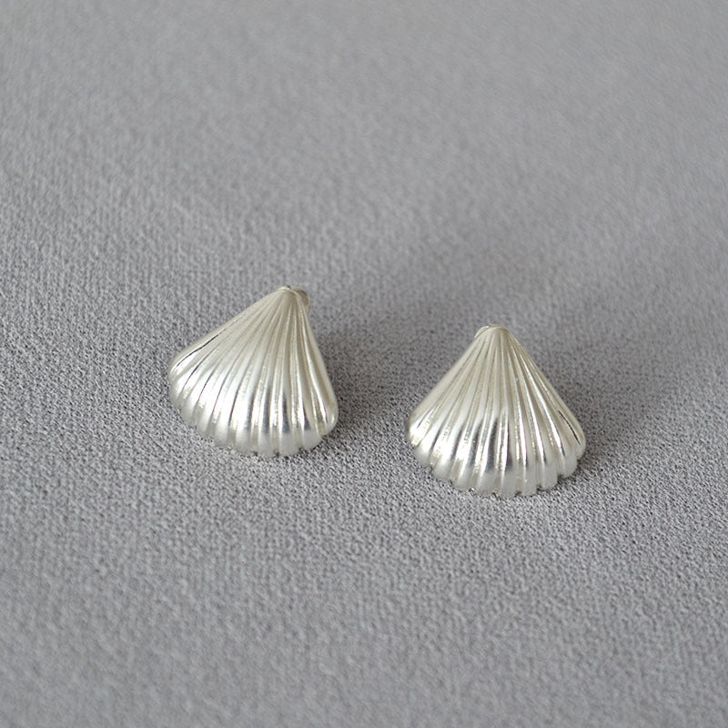 Brass Fashion Shell Shape Earrings