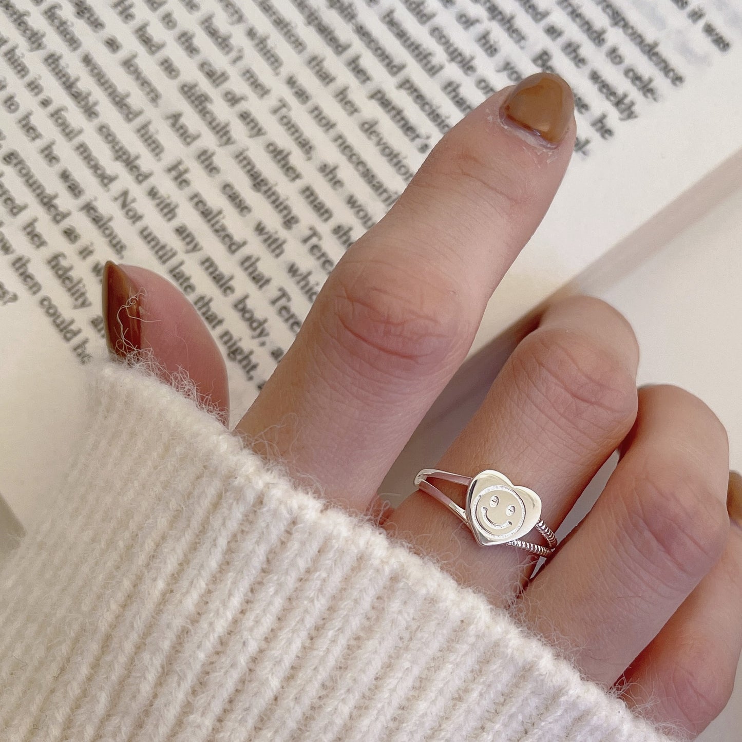 925 Sterling Silver Smiley Face Heart Adjustable Ring