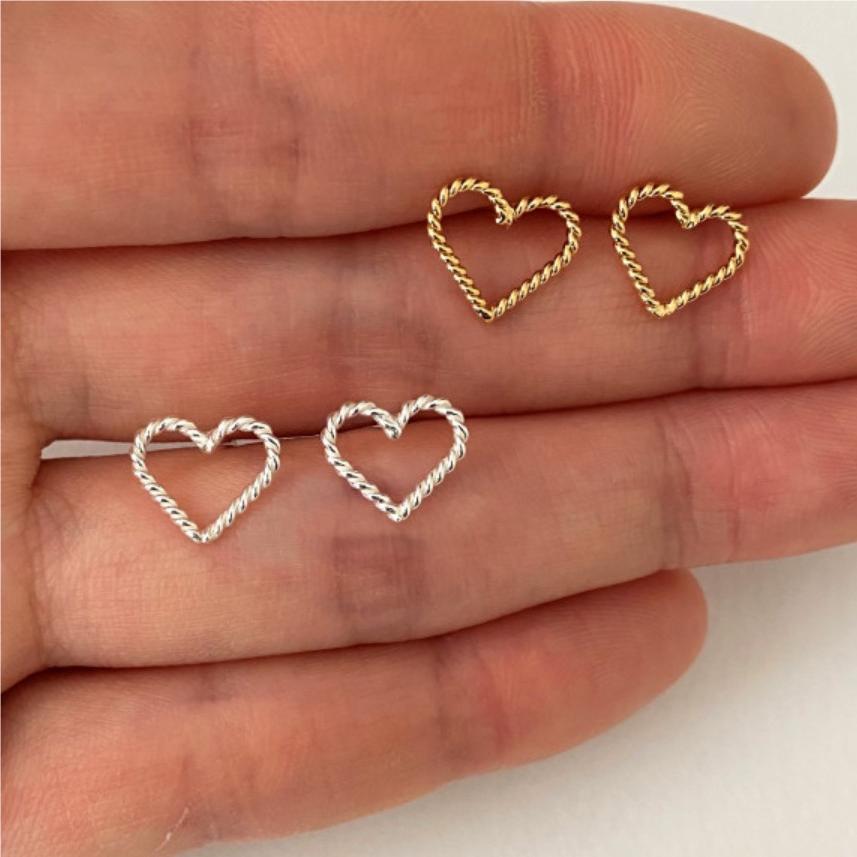 925 Sterling Silver Heart Earring Studs