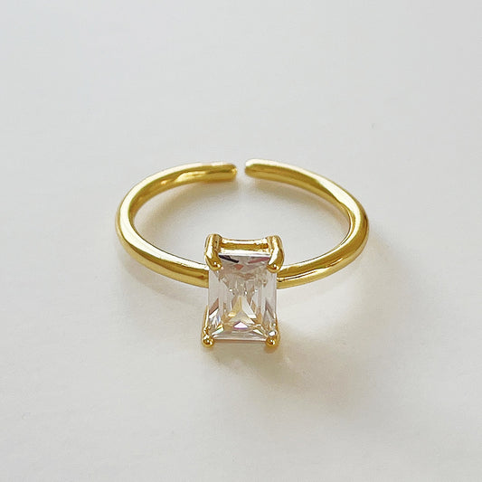 925 Sterling Silver Zircon Ring