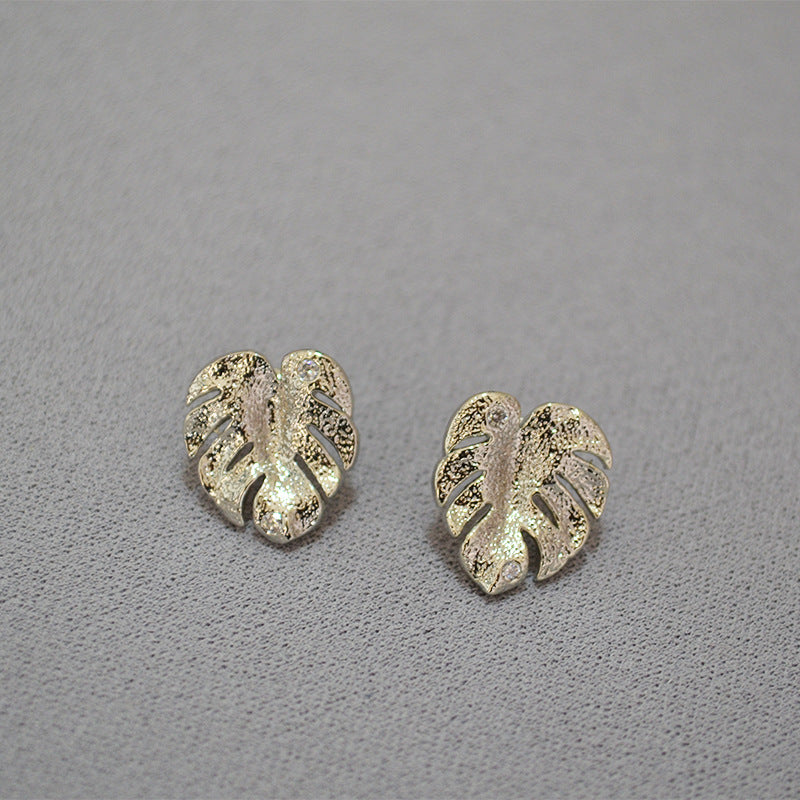 Chic Brass Leaf Earrings