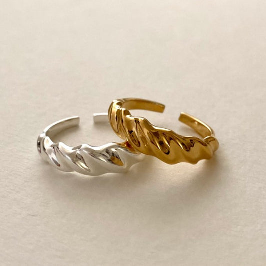 925 Sterling Silver Wave Ring