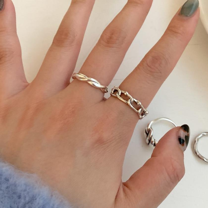 925 Sterling Silver Linked Ring