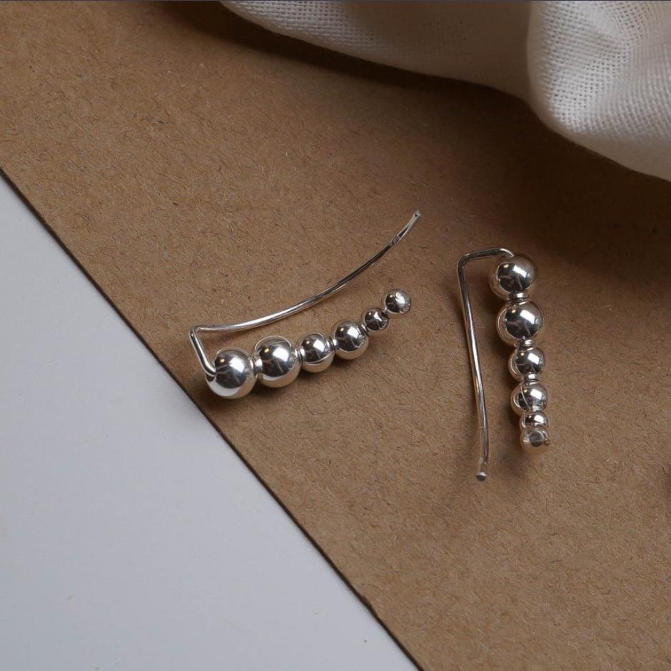 925 Sterling Silver Round Balls Clasp Earrings