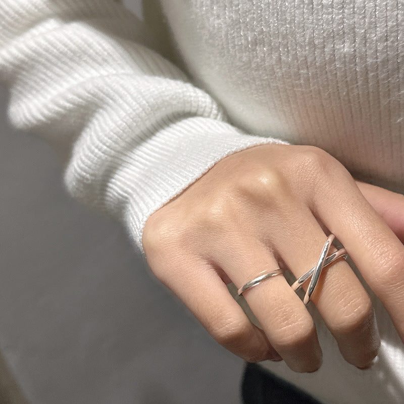 925 Sterling Silver Wire Crossed Ring