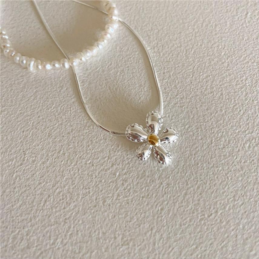 925 Sterling Silver Flower Pendant Necklace