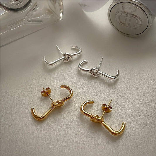 925 Sterling Silver E Shape Stud Earrings