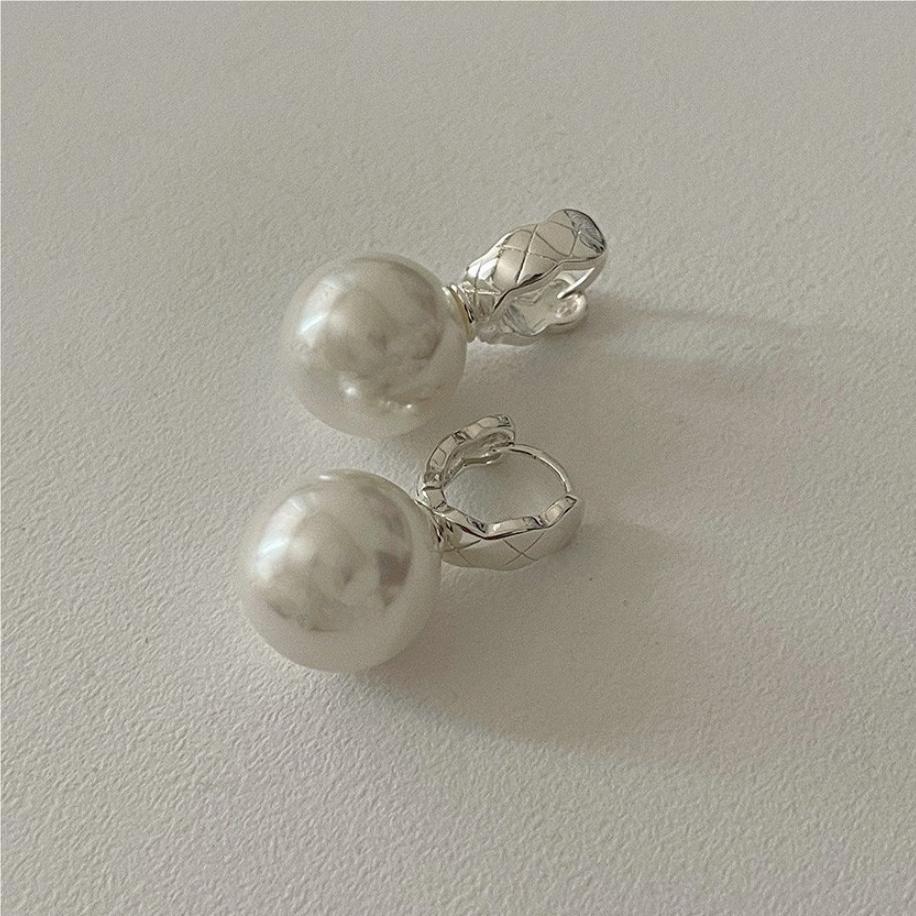 925 Sterling Sliver And Fresh Water Pearl Earrings