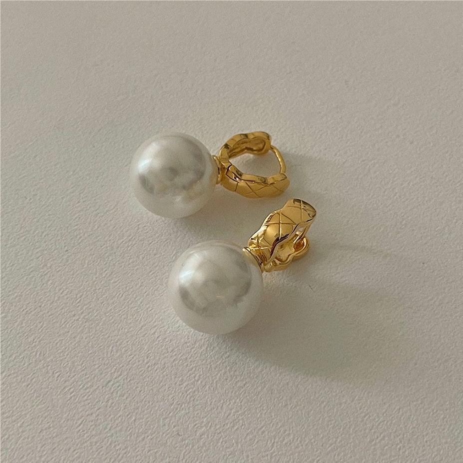 925 Sterling Sliver And Fresh Water Pearl Earrings