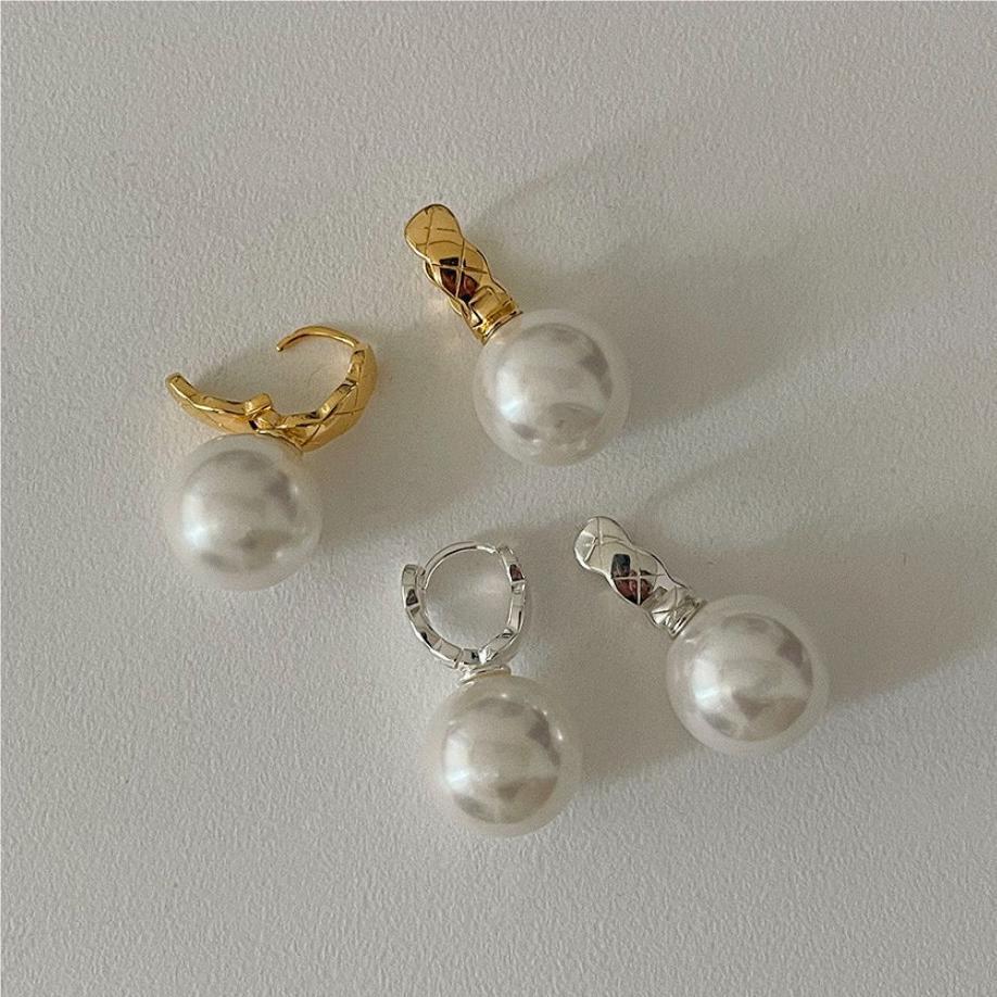 925 Sterling Sliver And Fresh Water Pearl Earrings