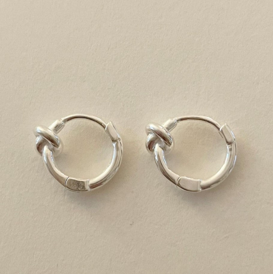 925 Sterling Silver Knotted Hoop Earrings