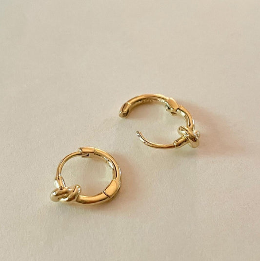 925 Sterling Silver Knotted Hoop Earrings