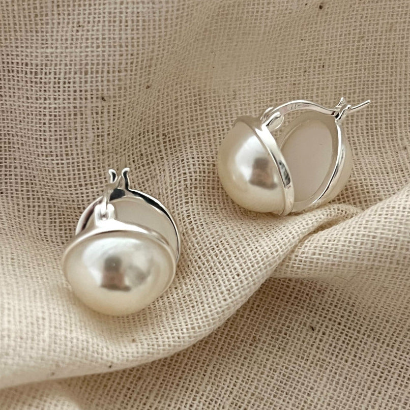 925 Sterling Sliver Earrings With Shell Pearls